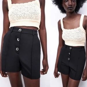 NWT Zara High Waist Button Shorts Medium Black! Sz Medium. Beautiful shorts